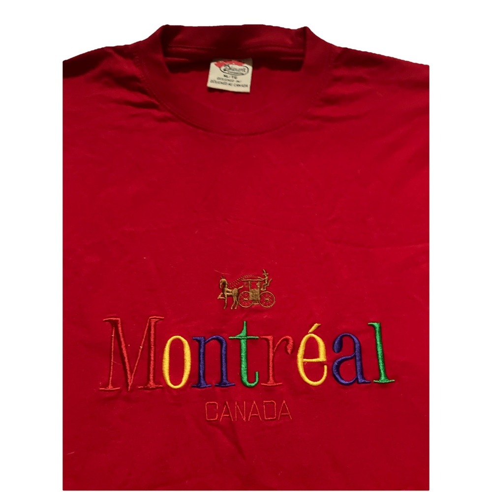 Vintage Montreal Canada Souvenir T-Shirt Mens XL‎ Red Embroidered Cotton Tee